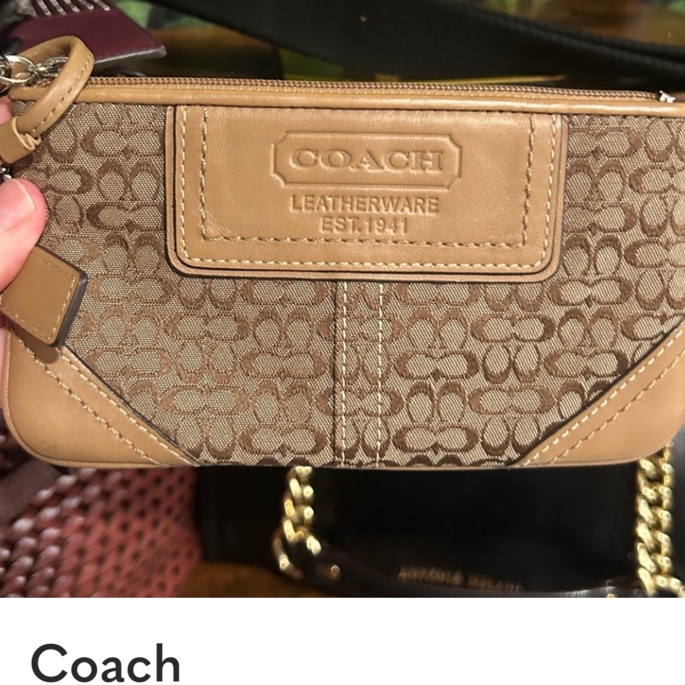 Vintage Coach Soho Signature Small Wristlet Leather Canvas Logo Est.1941 EUC